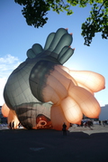 13Oct26-Skywhale_at_Kingston_Markets