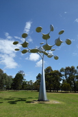 17Jan14-McClelland_Sculpture_Park_Langwarrin