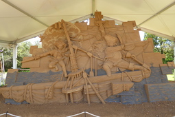 19Feb14-Sand Sculptures at Boneo Maze